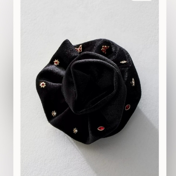 Free People, Rosette Stud Pack, Black/Multi, NWOT - Picture 2 of 15